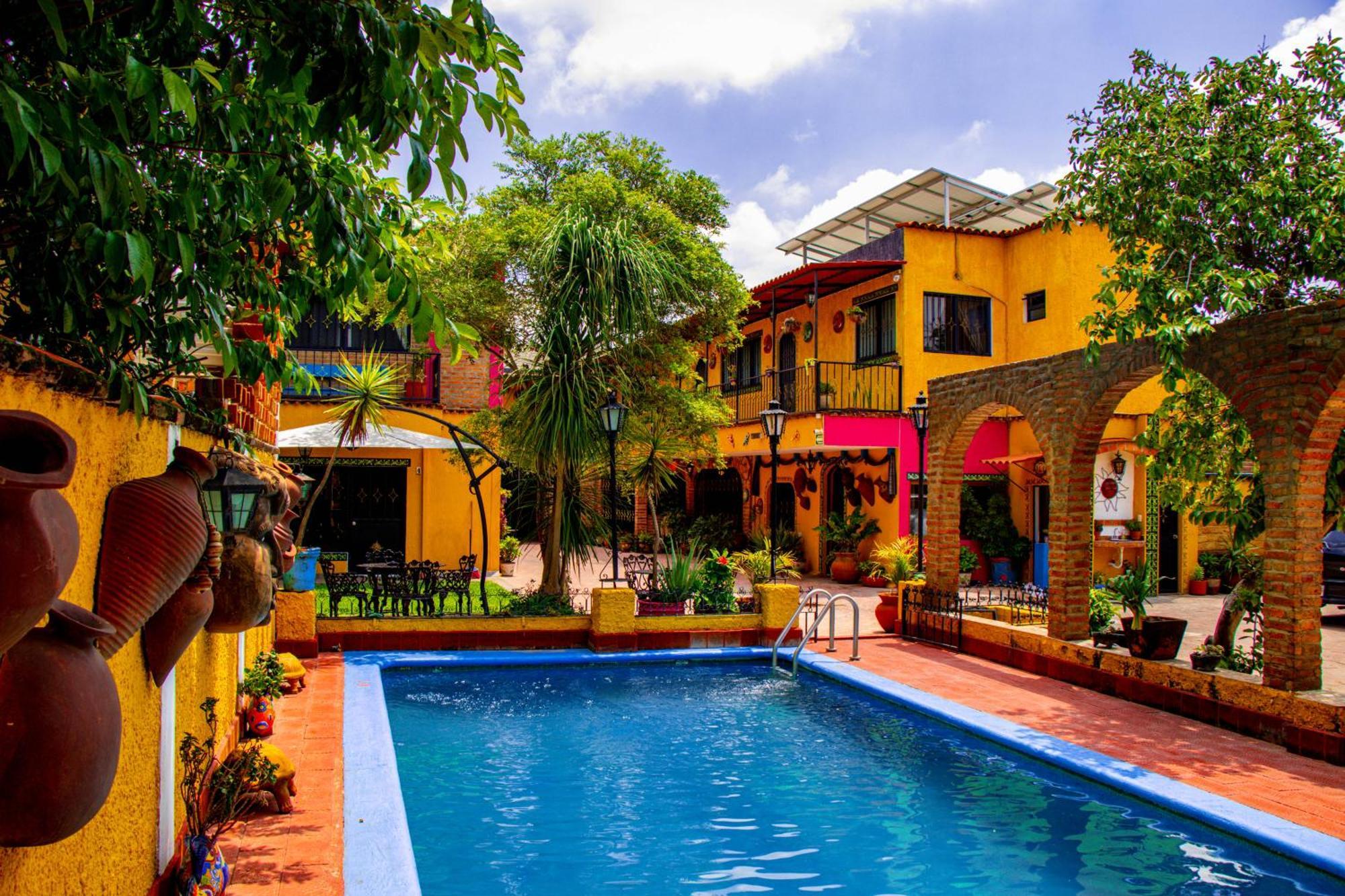 ᐉ POSADA MARGARITAS ⋆⋆⋆ ( GUADALAJARA, MEXICO ) REAL PHOTOS \u0026 GREAT DEALS, image size:2000x1333